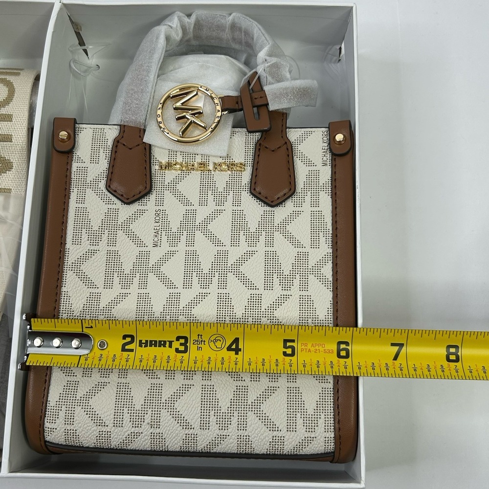 Michael Kors Extra Small Shopper Crossbody Bag Maple MK Logo Vanilla / Lugg NWT - Picture 11 of 16